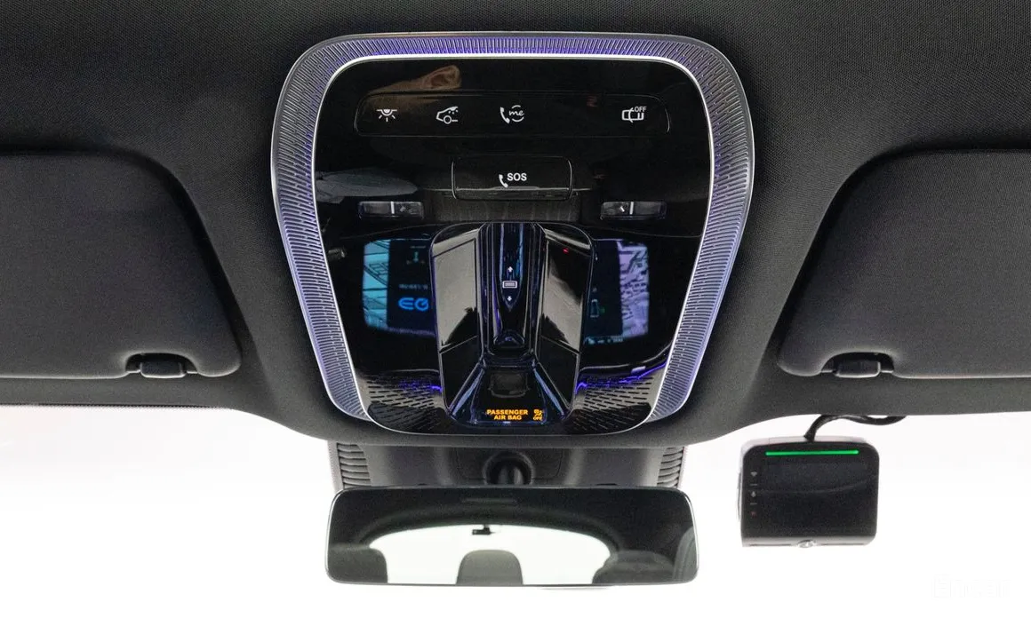 Фото 17 - Mercedes-Benz EQS