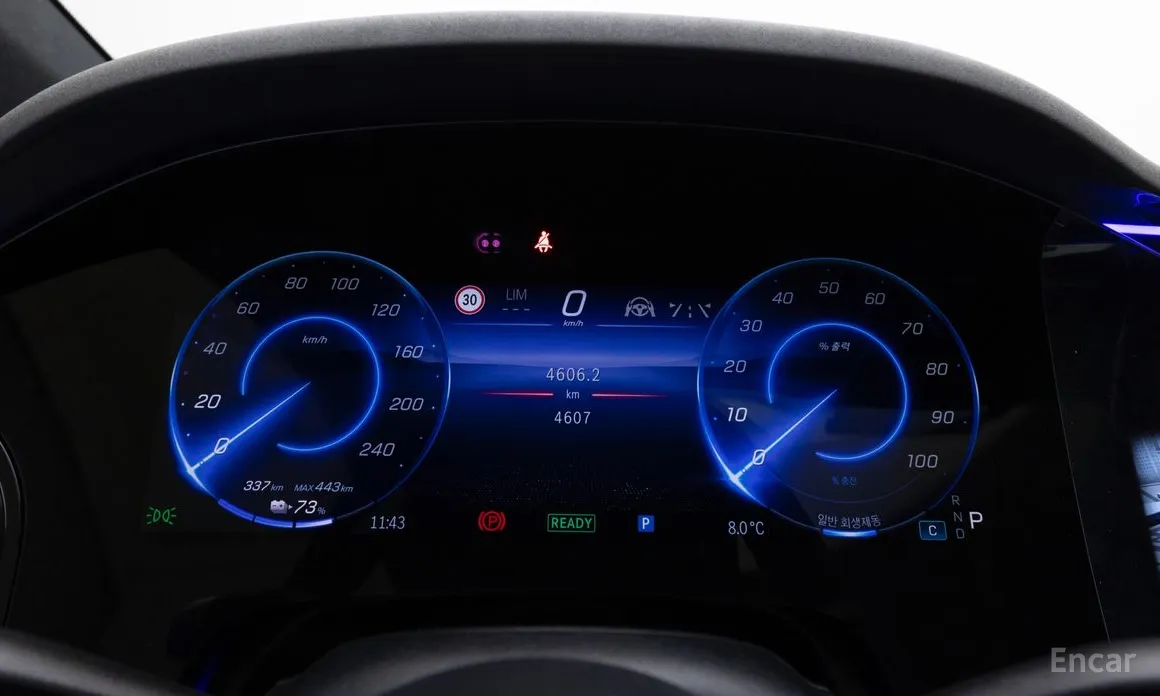 Фото 8 - Mercedes-Benz EQS