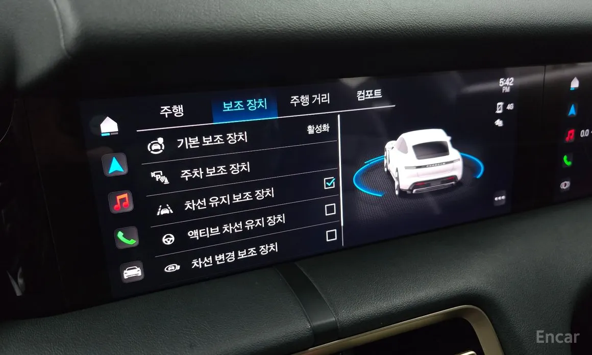 Фото 16 - Porsche Taycan