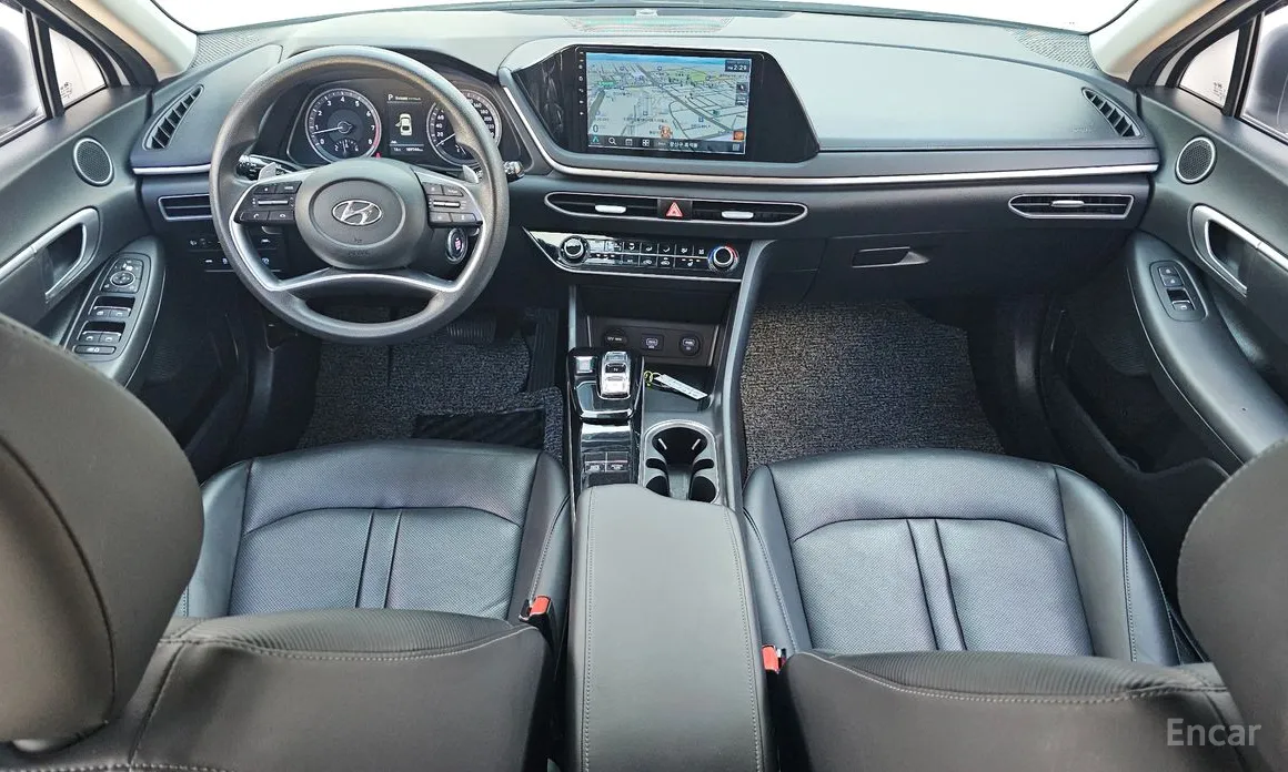 Фото 7 - Hyundai Sonata