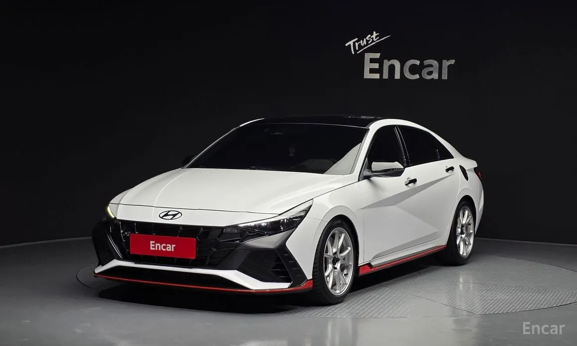 Фото 1 - Hyundai Avante