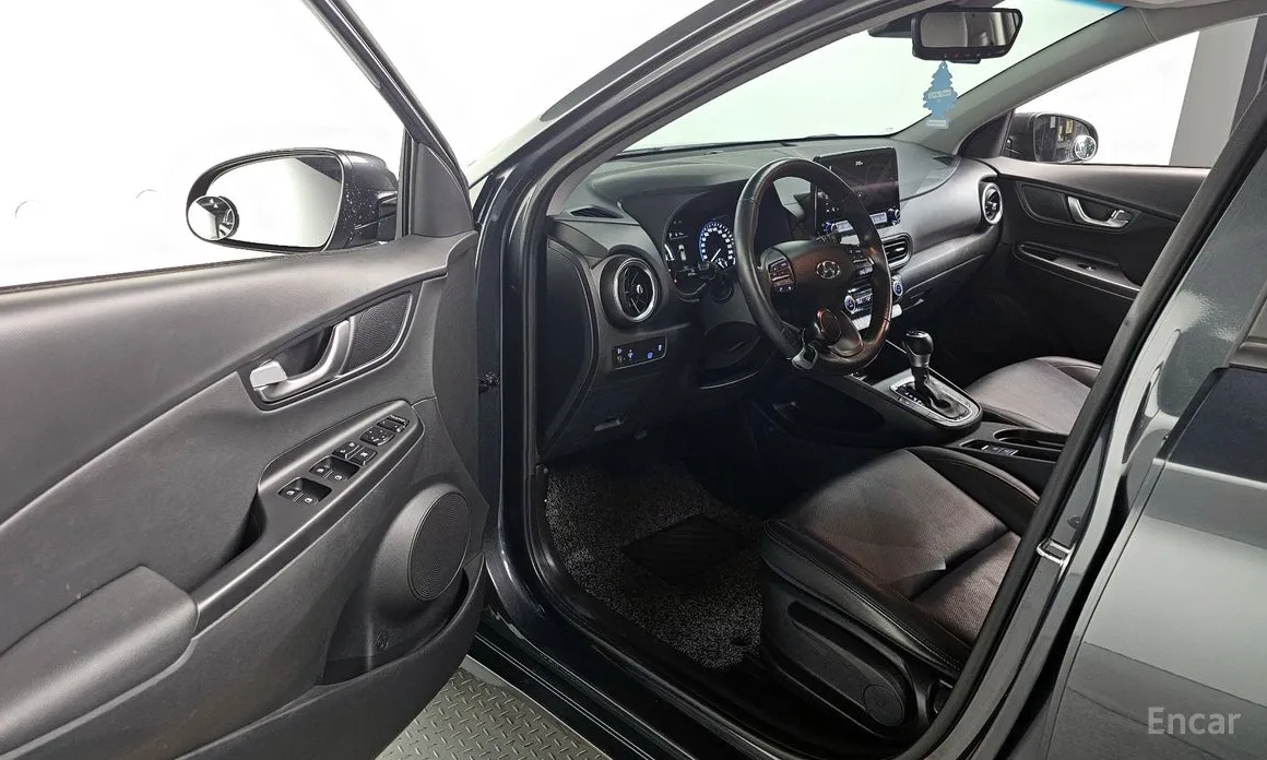 Фото 10 - Hyundai Kona