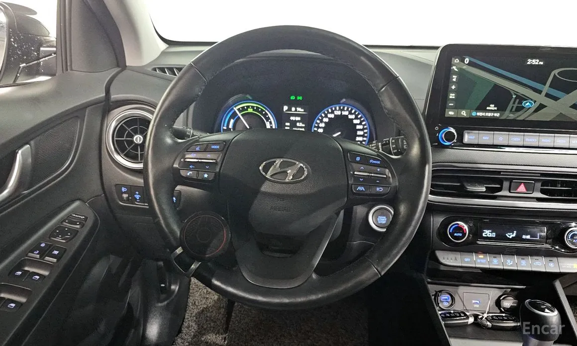 Фото 13 - Hyundai Kona