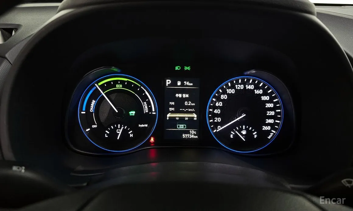 Фото 8 - Hyundai Kona