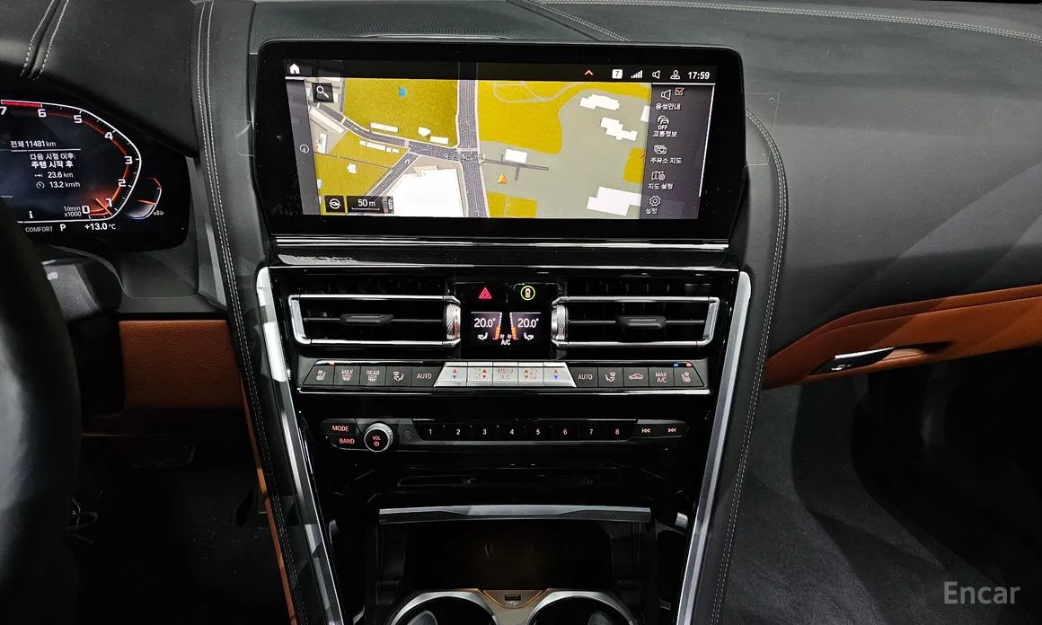 Фото 14 - BMW 8 Series