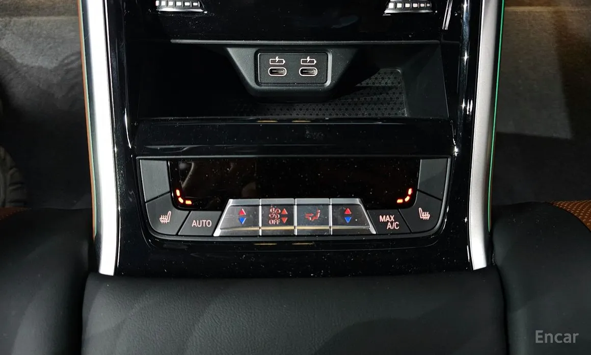 Фото 19 - BMW 8 Series