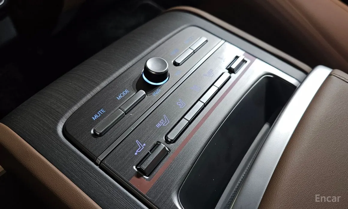 Фото 18 - Hyundai Grandeur