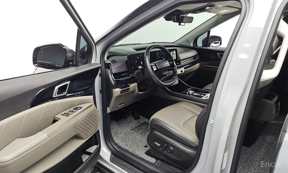 Фото 11 - Kia Carnival