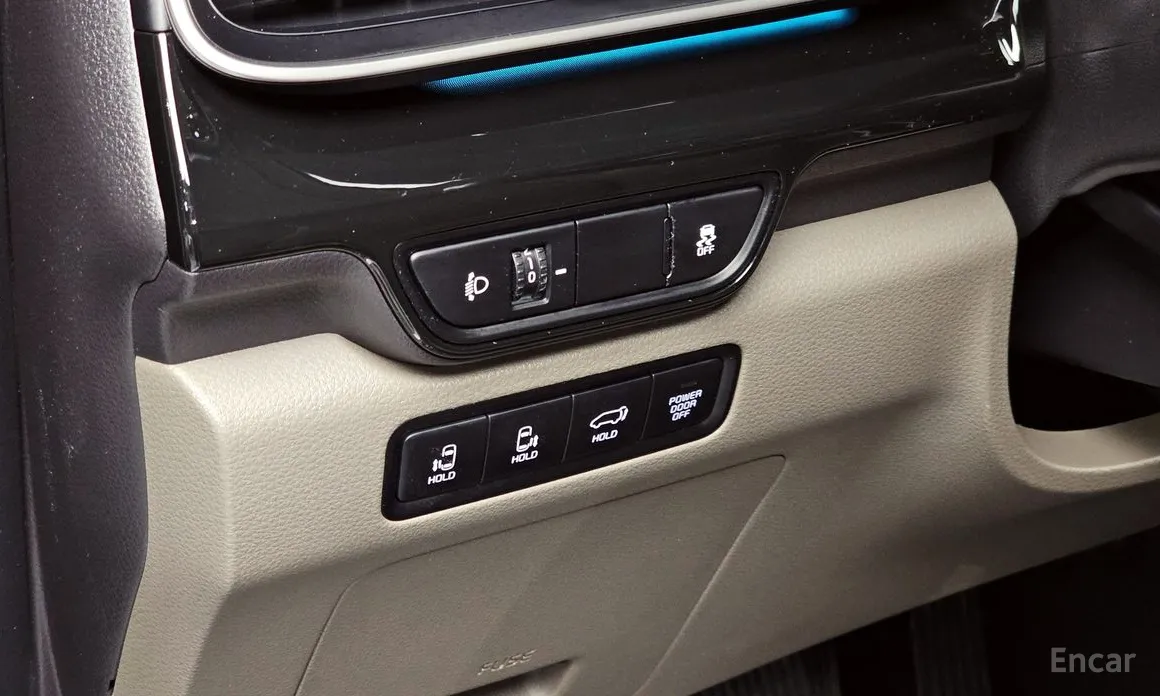 Фото 16 - Kia Carnival