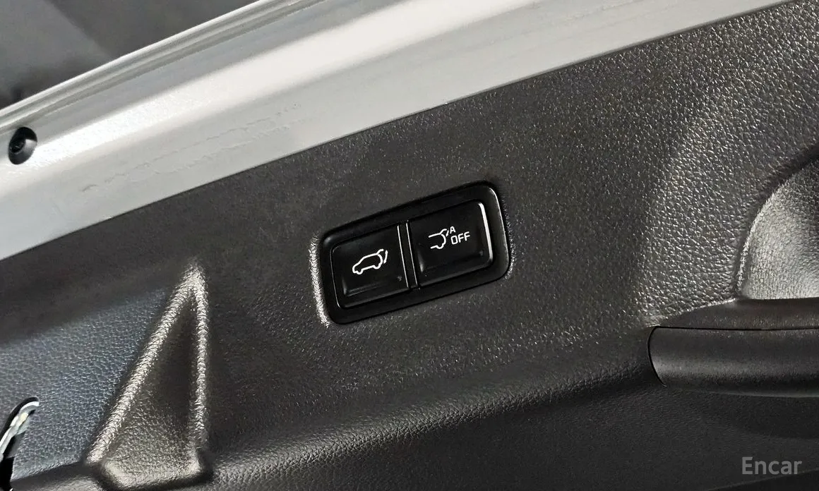 Фото 17 - Kia Carnival