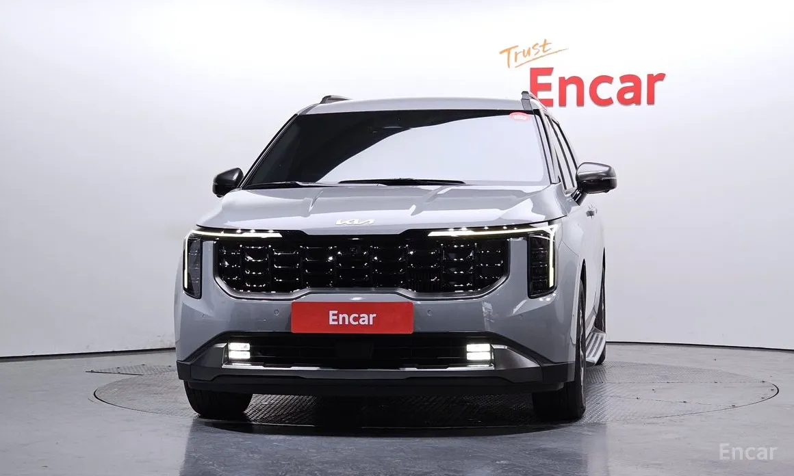 Фото 3 - Kia Carnival