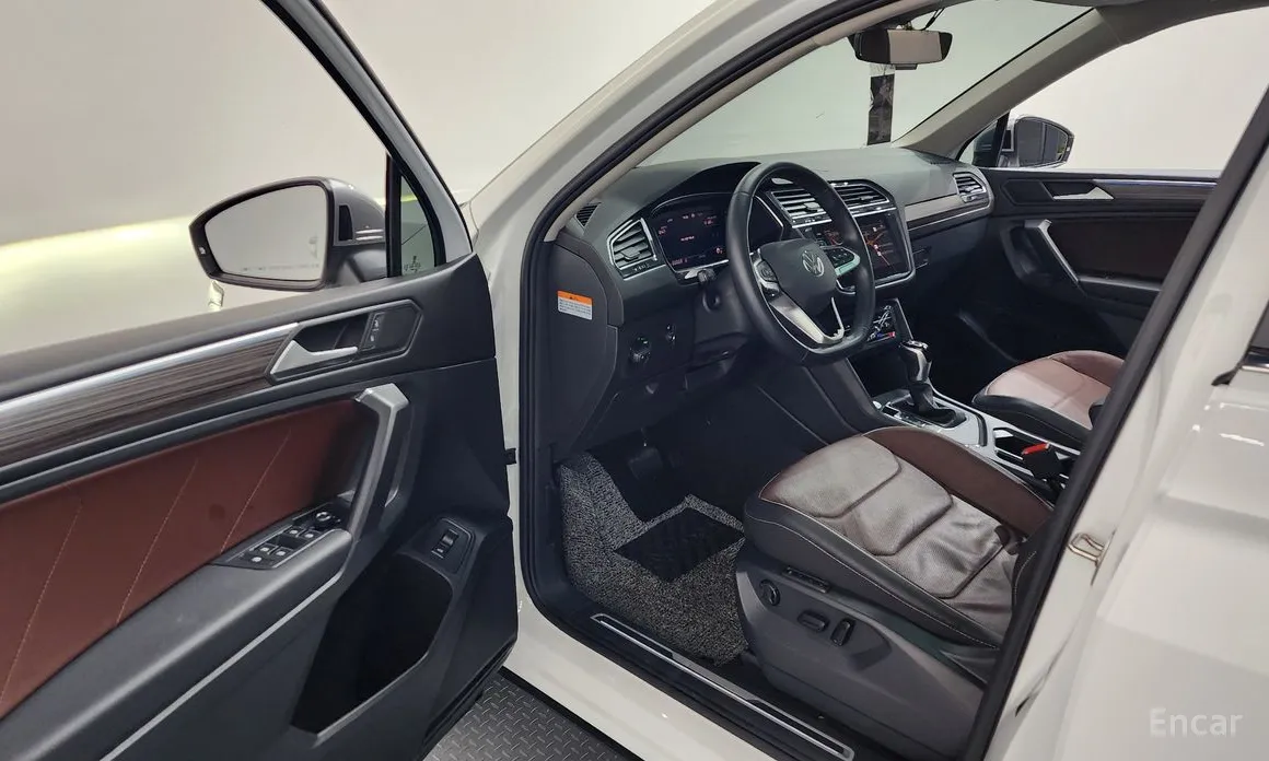 Фото 10 - Volkswagen Tiguan