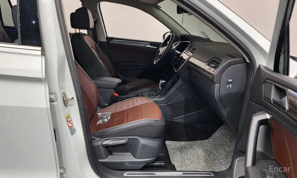 Фото 11 - Volkswagen Tiguan