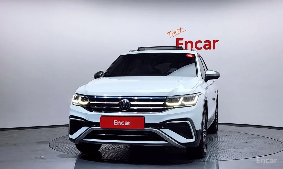 Фото 3 - Volkswagen Tiguan