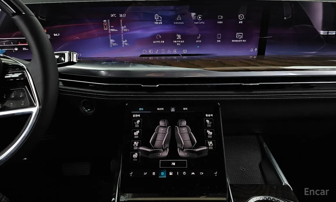 Фото 14 - Cadillac Escalade