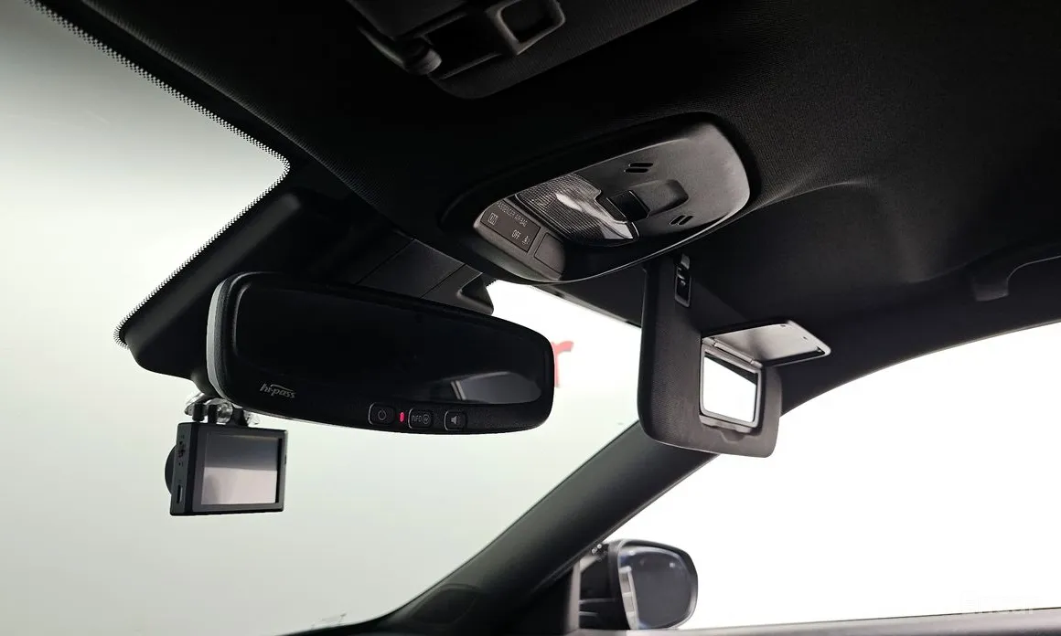 Photo 18 - Chevrolet Trax