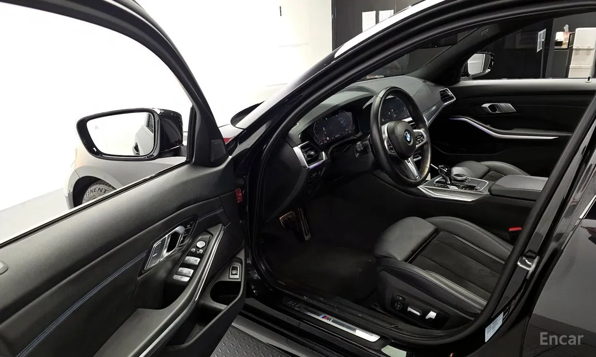 Фото 10 - BMW 3 Series