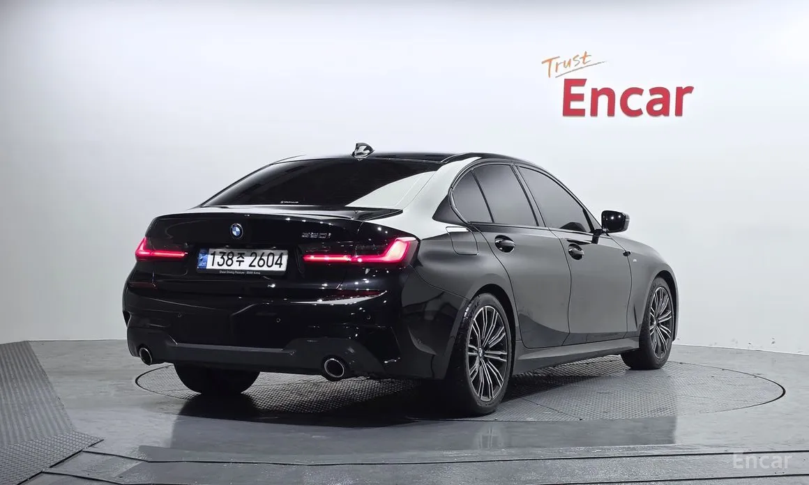 Фото 2 - BMW 3 Series