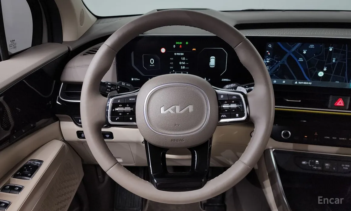 Фото 13 - Kia Carnival