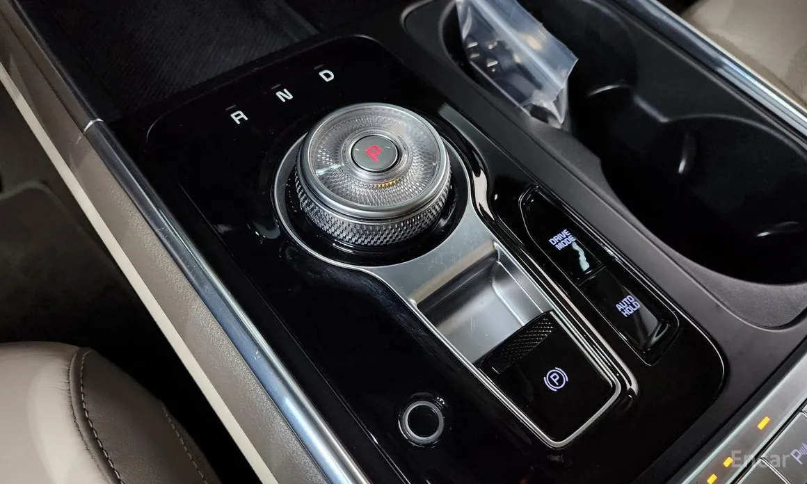 Фото 9 - Kia Carnival