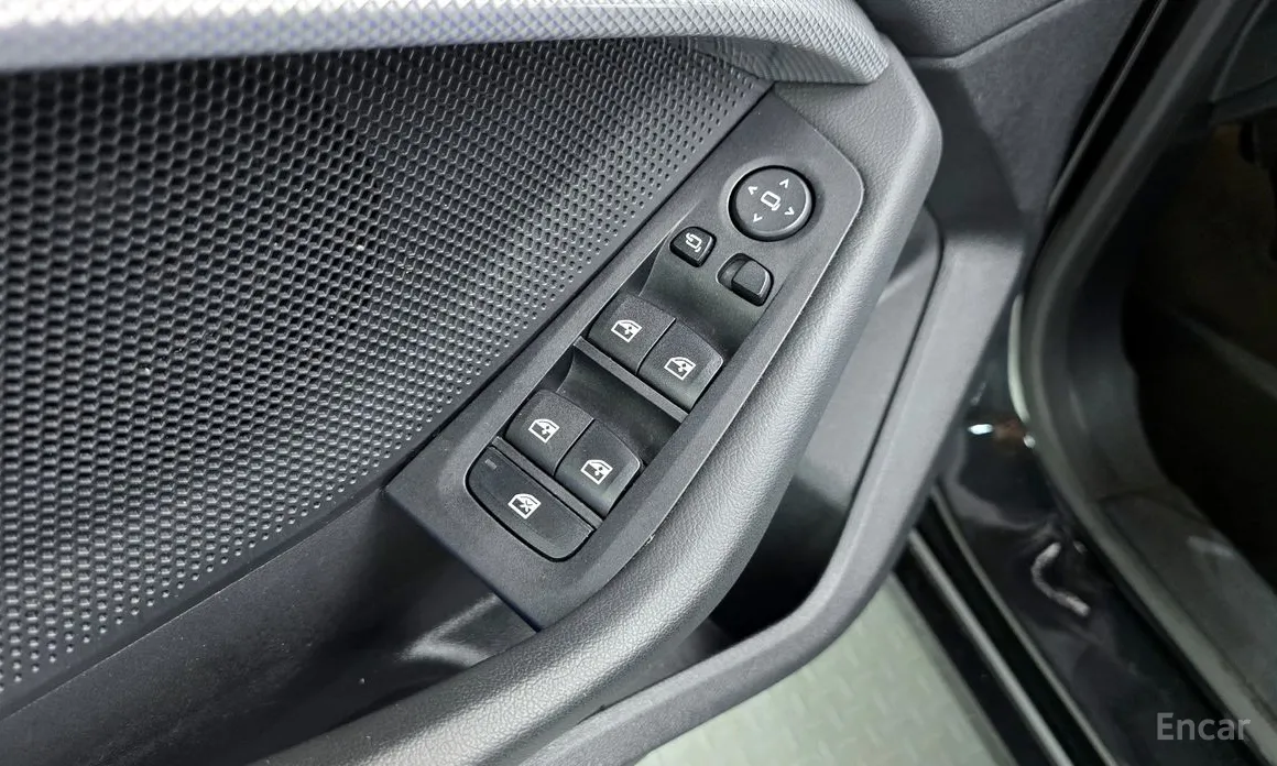 Фото 17 - BMW 2 Series