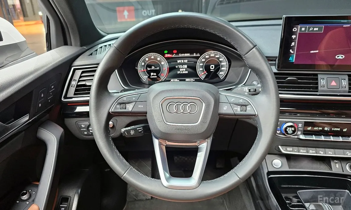 Фото 13 - Audi Q5