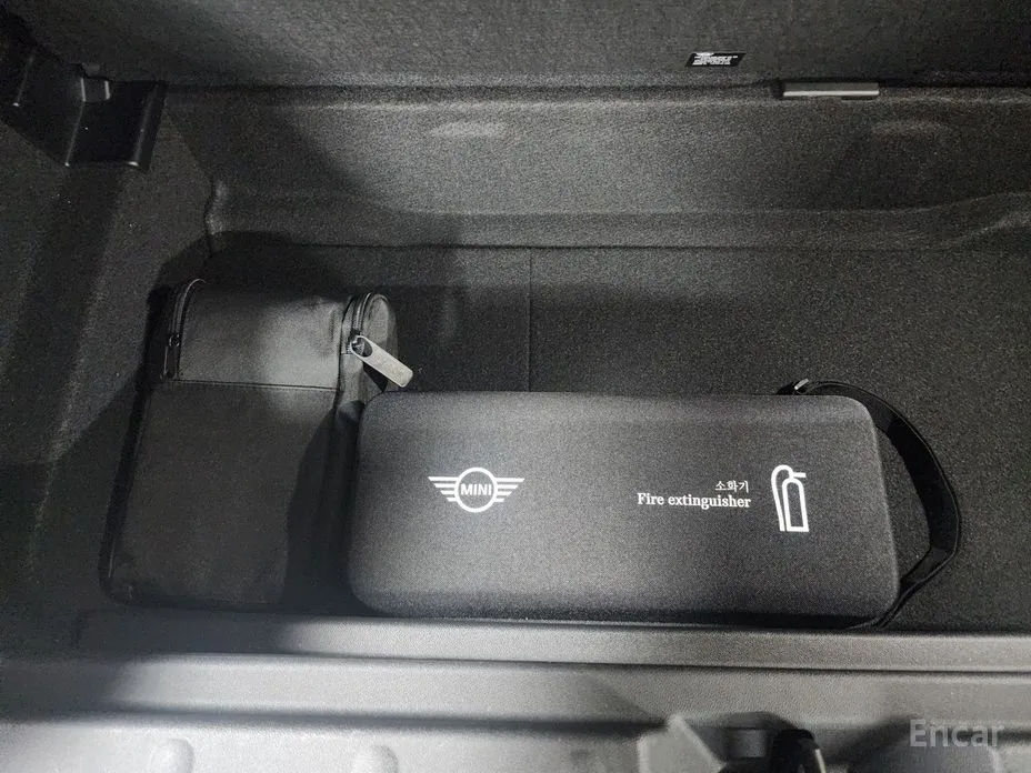 Фото 11 - Mini Cooper