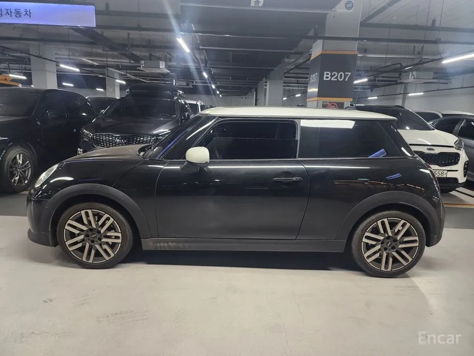 Фото 3 - Mini Cooper