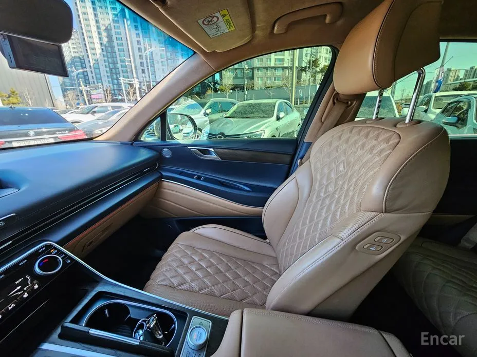 Фото 10 - Genesis GV80