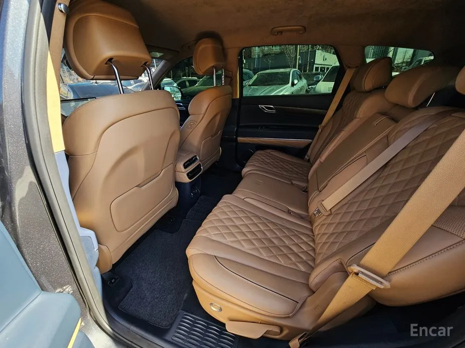 Фото 11 - Genesis GV80