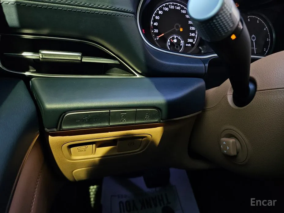 Фото 17 - Genesis GV80