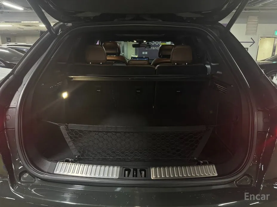 Фото 20 - Lincoln Nautilus