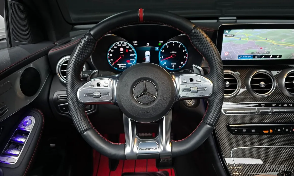 Фото 13 - Mercedes-Benz GLC-Class