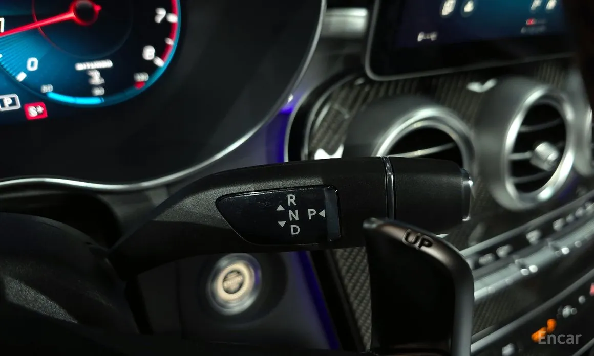 Фото 9 - Mercedes-Benz GLC-Class