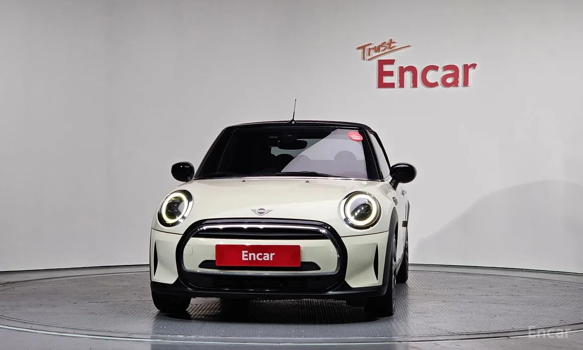 Фото 3 - Mini Cooper Convertible