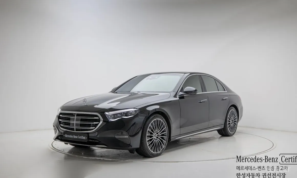 Фото 1 - Mercedes-Benz E-Class