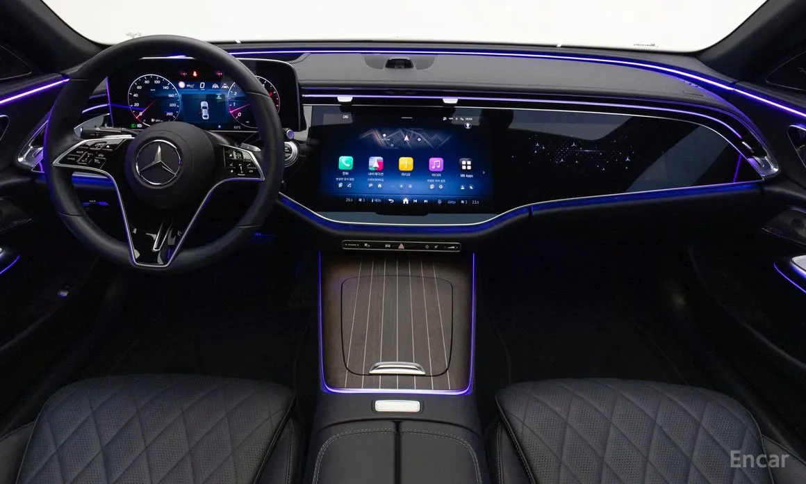 Фото 7 - Mercedes-Benz E-Class