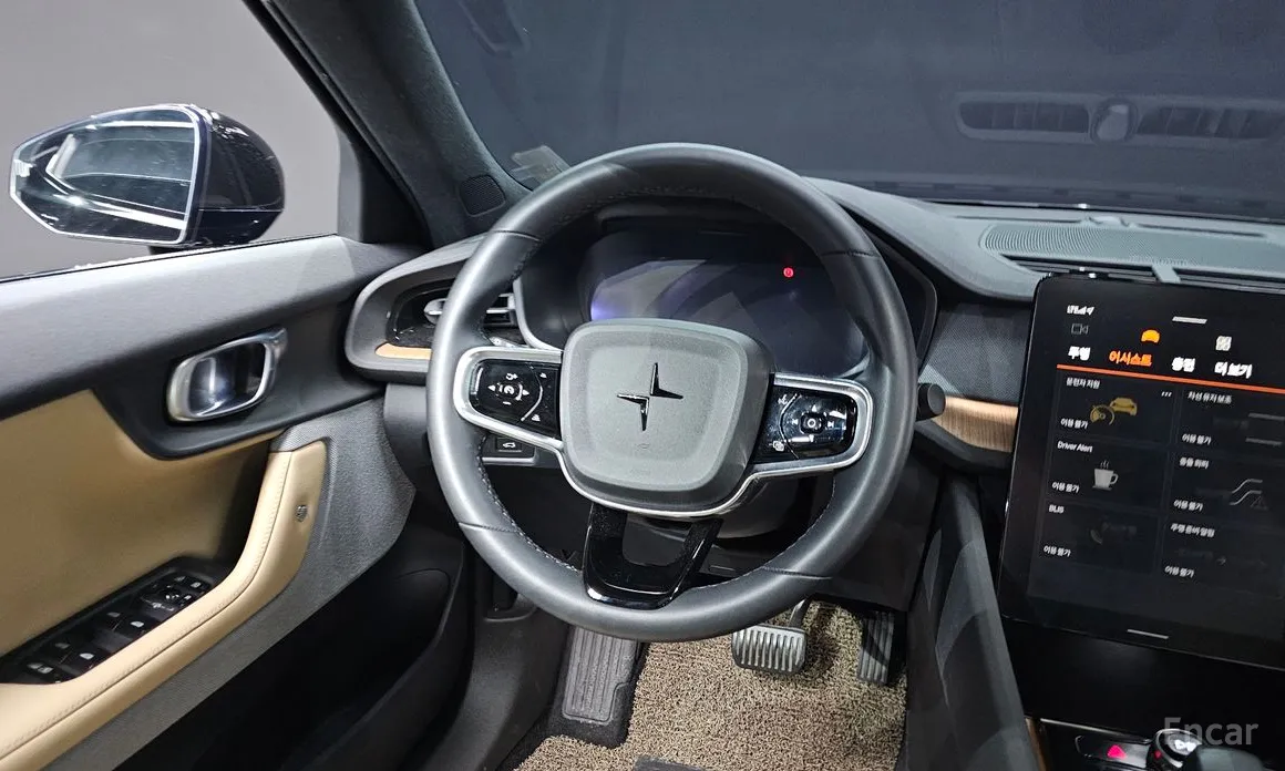 Фото 13 - Polestar 2