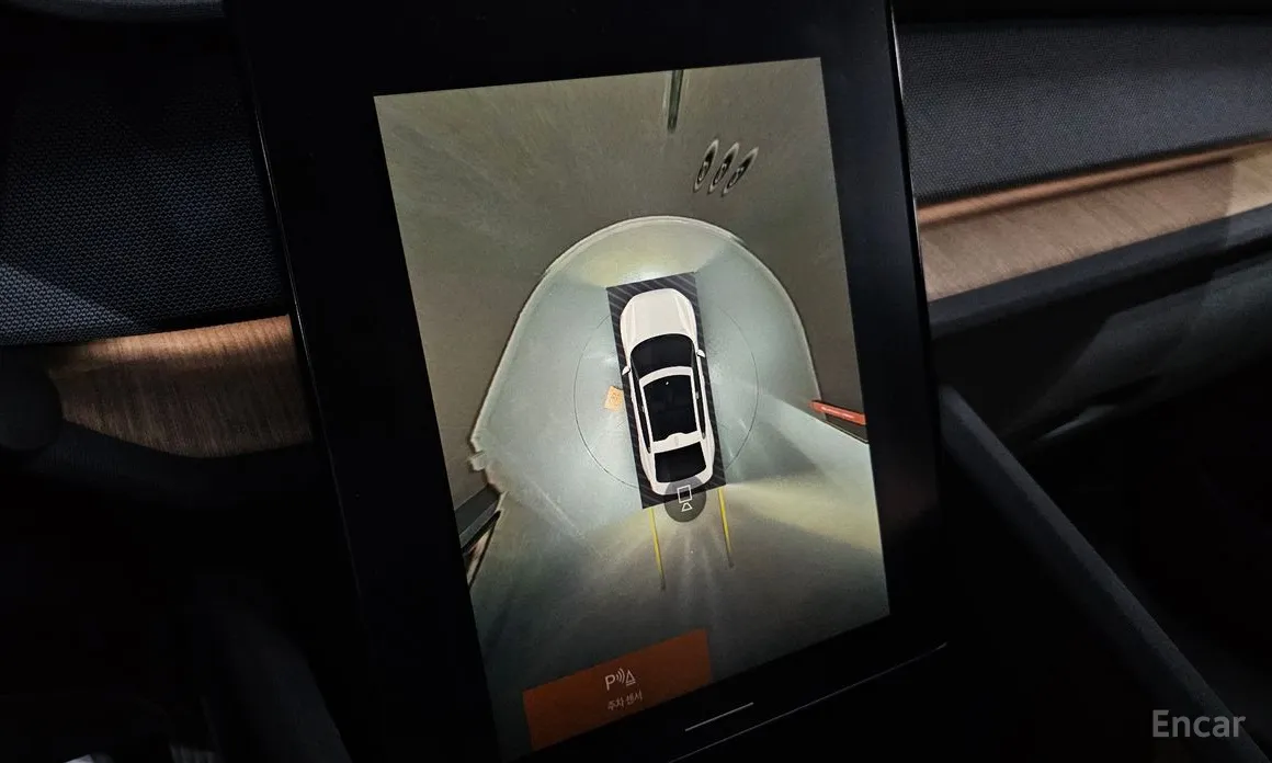 Фото 15 - Polestar 2