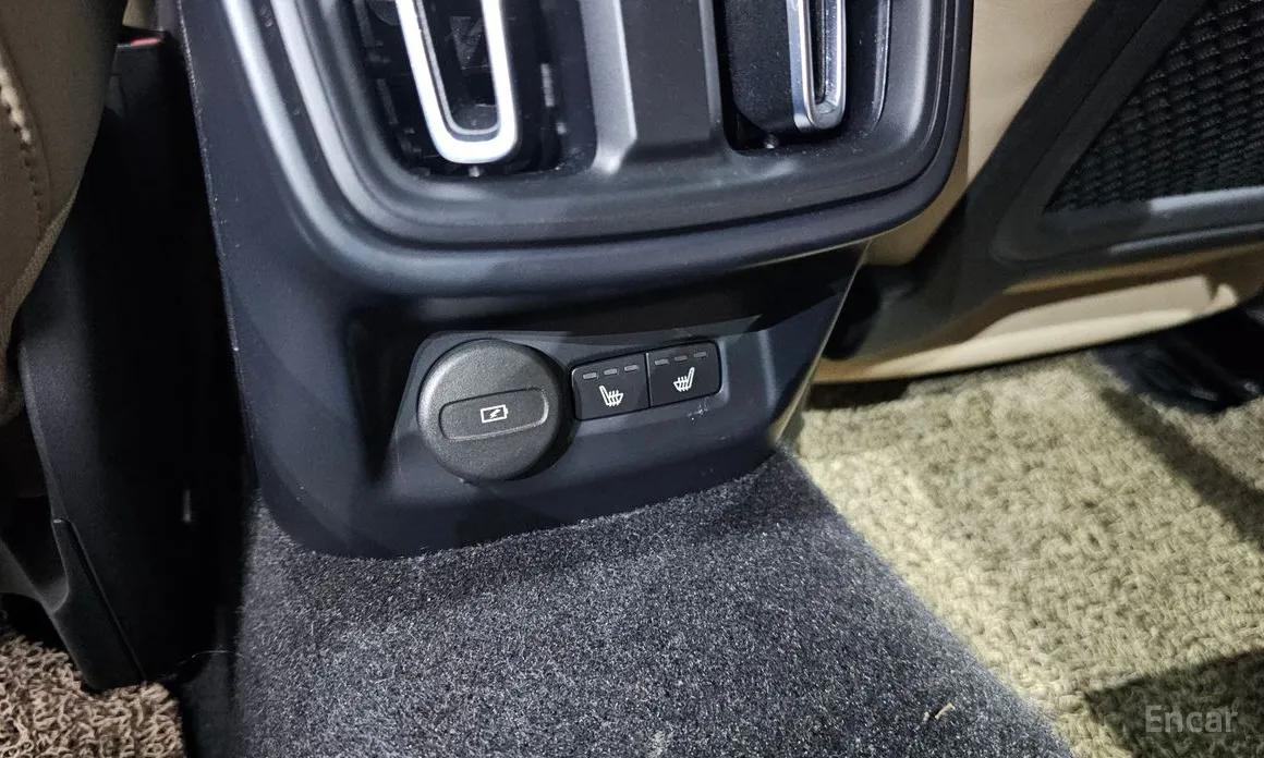 Фото 18 - Polestar 2