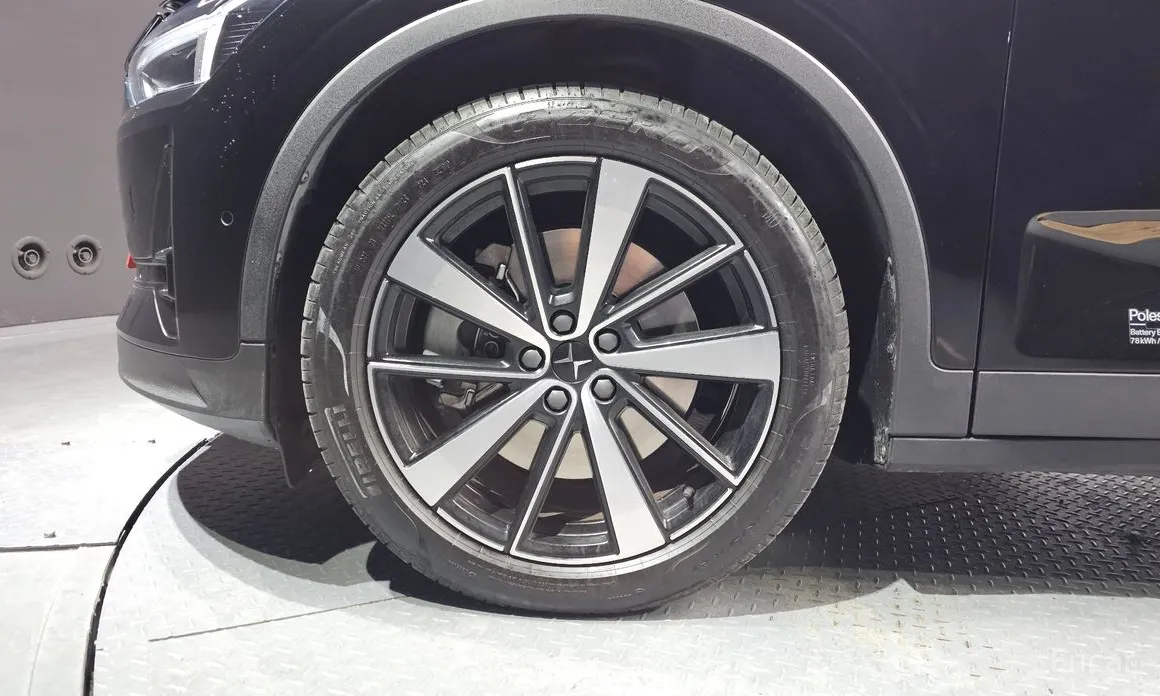 Фото 5 - Polestar 2
