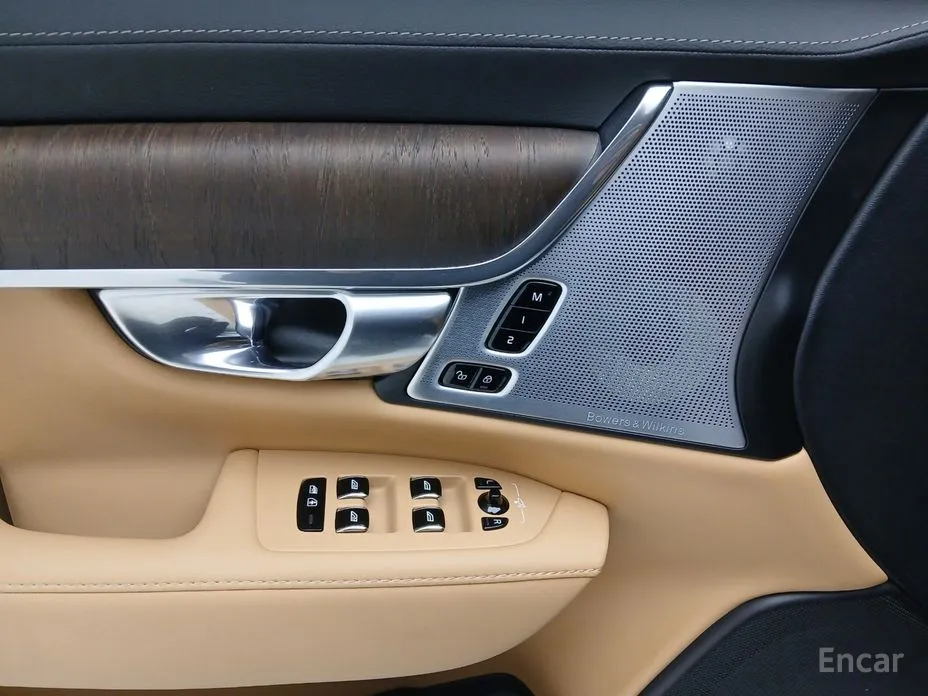 Фото 13 - Volvo S90