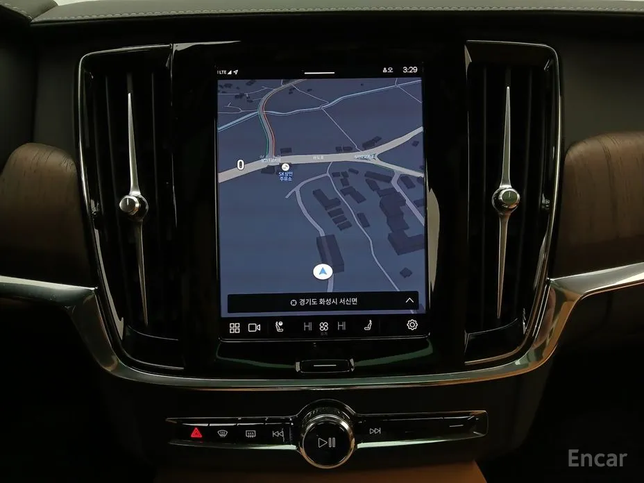 Фото 16 - Volvo S90