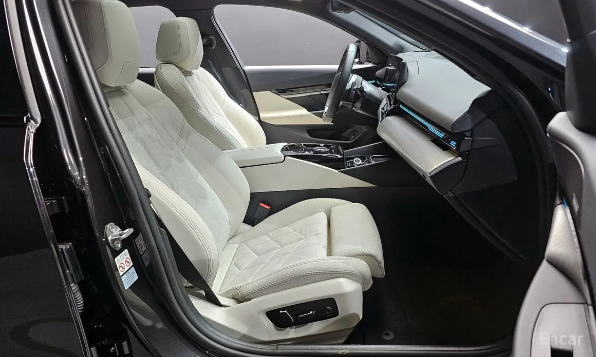 Фото 10 - BMW 5 Series