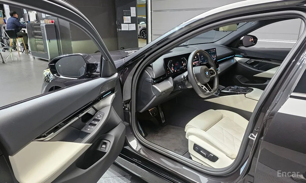 Фото 11 - BMW 5 Series