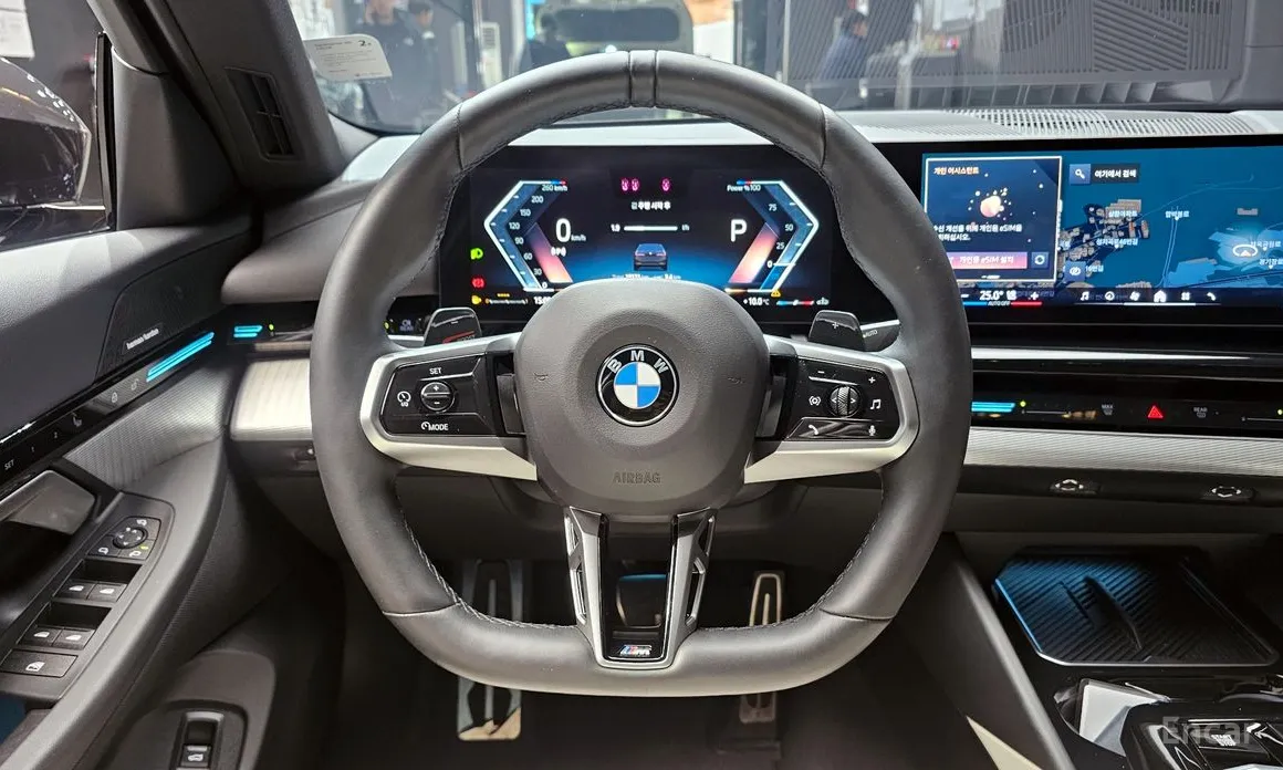 Фото 14 - BMW 5 Series