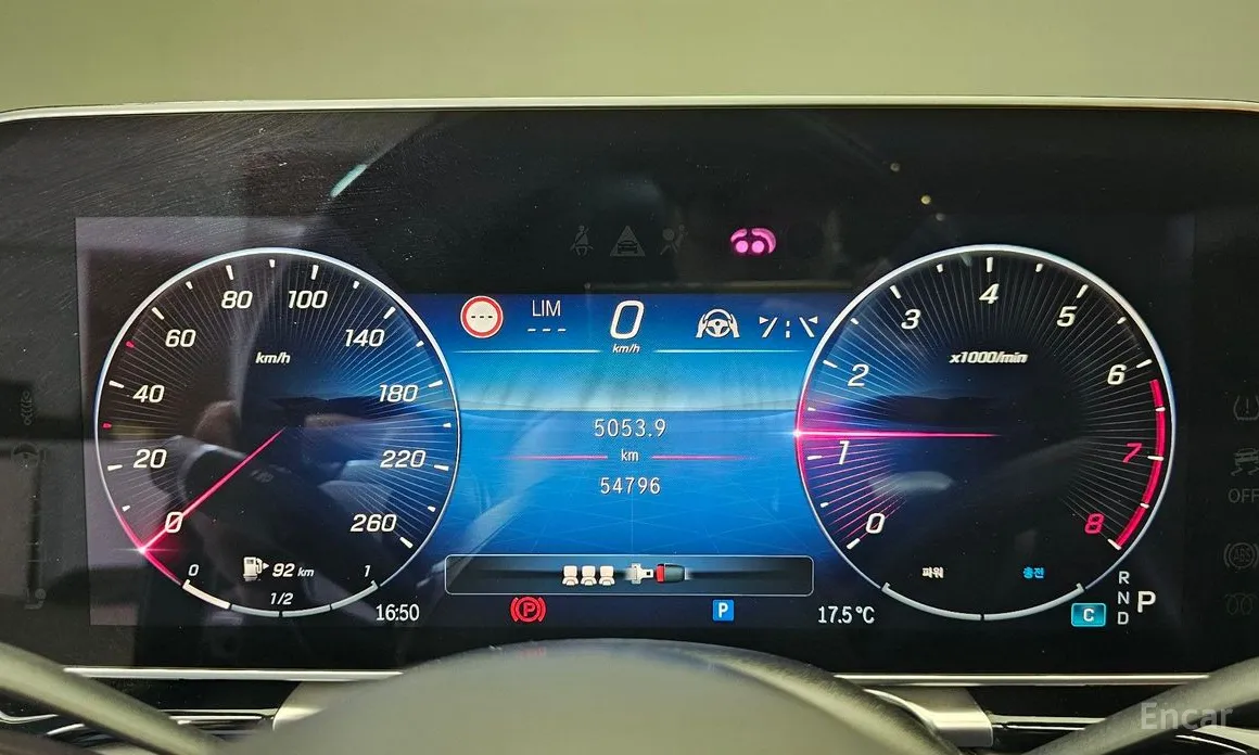 Фото 8 - Mercedes-Benz S-Class