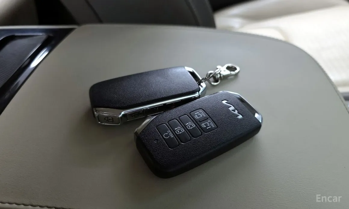 Фото 18 - Kia Carnival