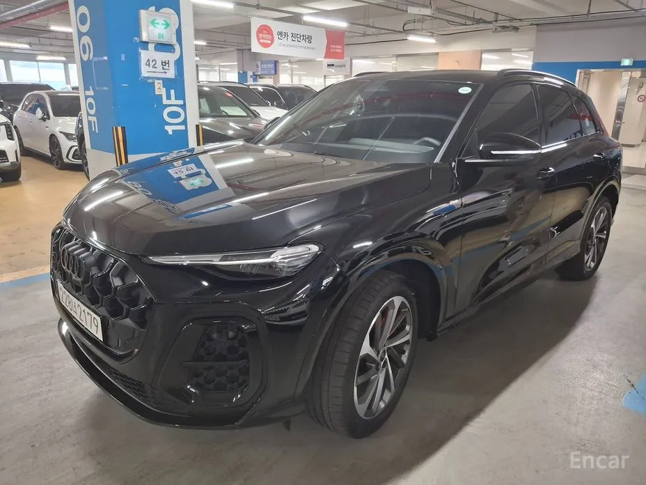 Фото 2 - Audi Q5