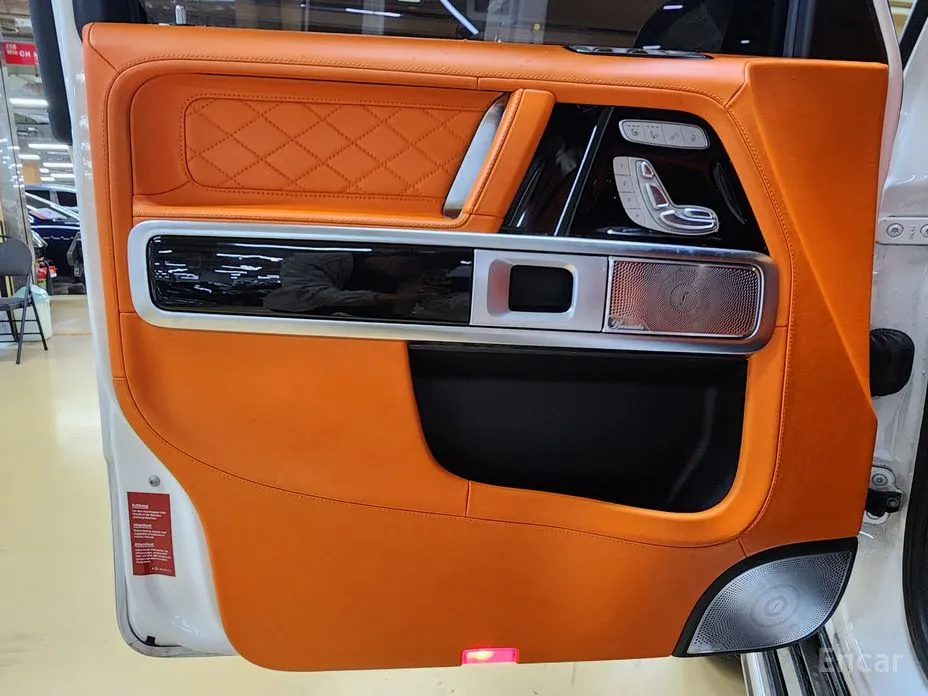 Фото 10 - Mercedes-Benz G-Class